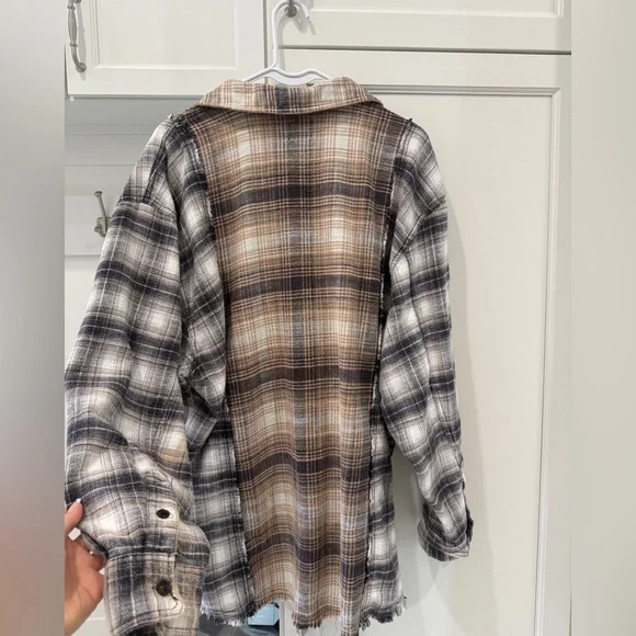 BDG Casual Button Down Shirt Black and Brown - Picture 3 of 3